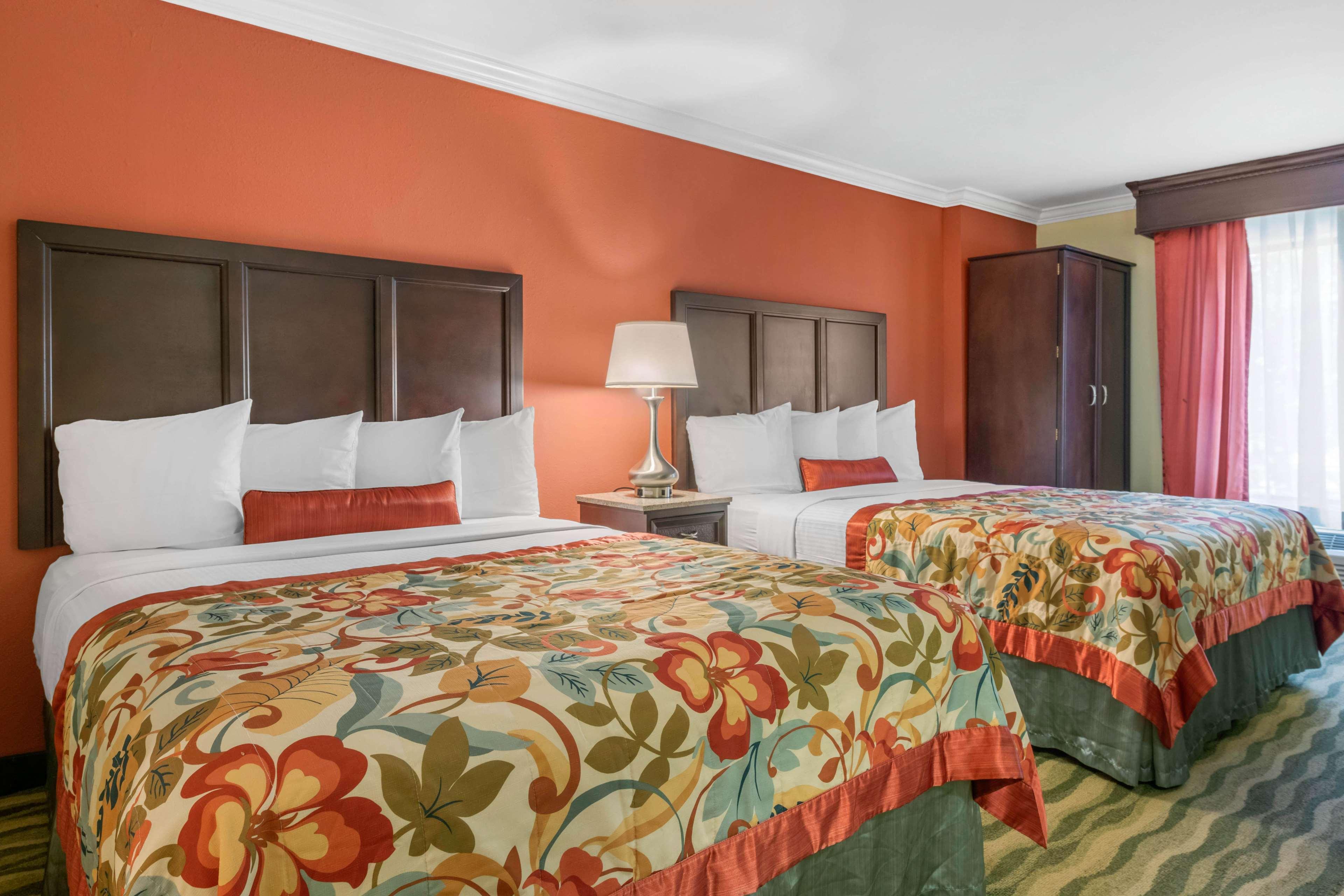 Best Western Plus Palm Beach Gardens Hotel & Suites And Conference Ct Exterior photo