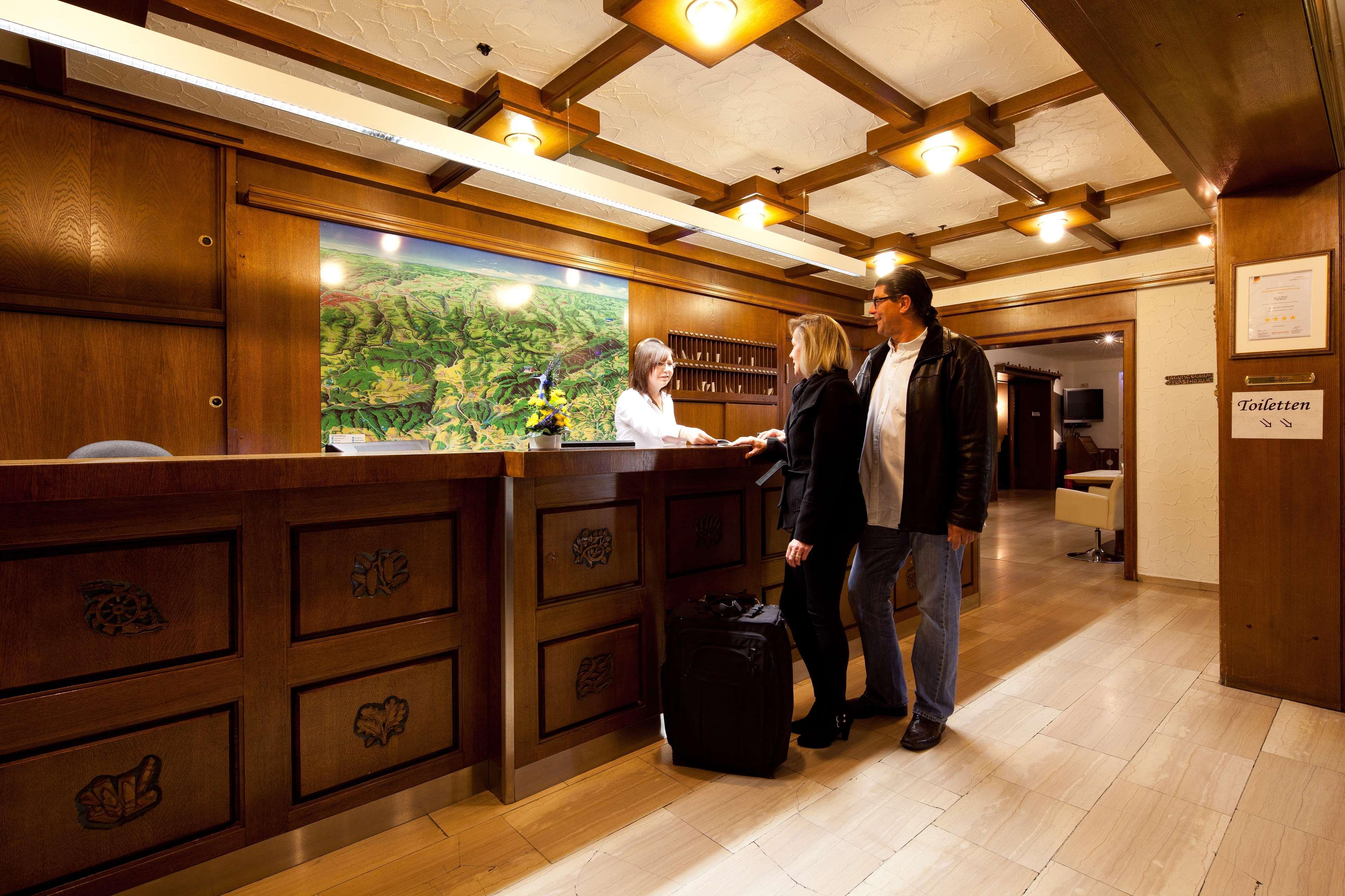Best Western Plus Palm Beach Gardens Hotel & Suites And Conference Ct Exterior photo